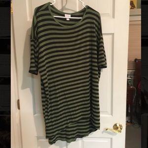LuLaRoe Irma High low Top